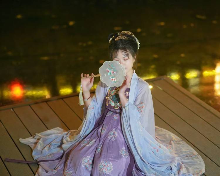 艺人背景图