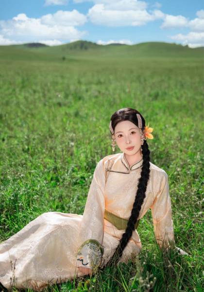 推荐艺人