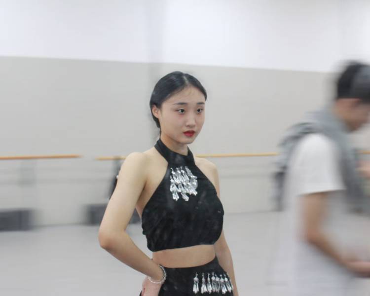 艺人背景图