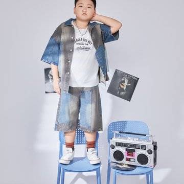 Yi的微模卡作品