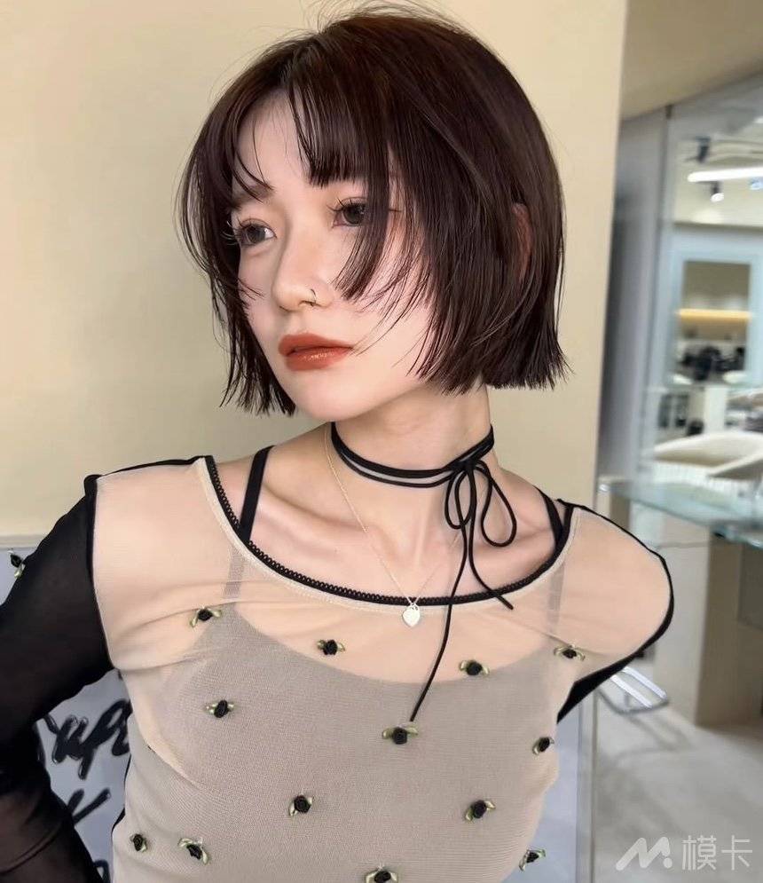 通告图片