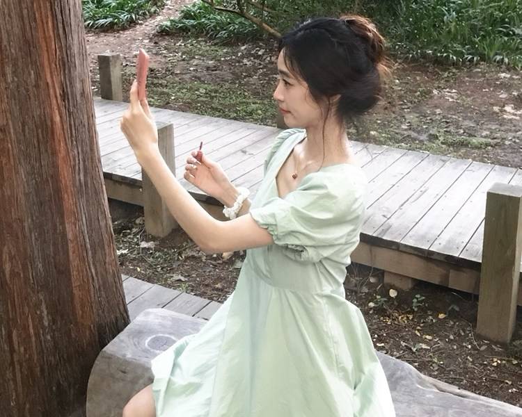 艺人背景图