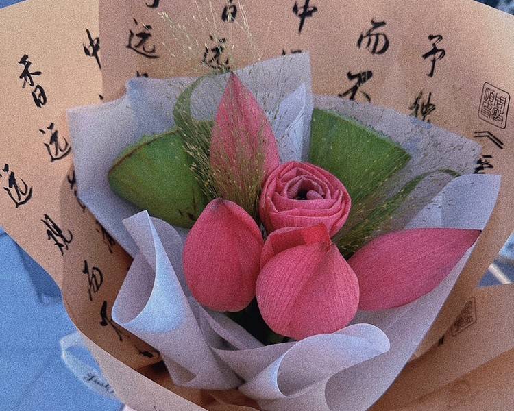 艺人背景图