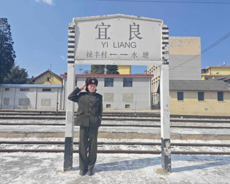 艺人背景图