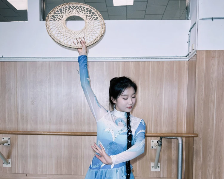 艺人背景图