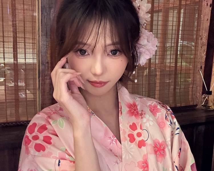 艺人背景图