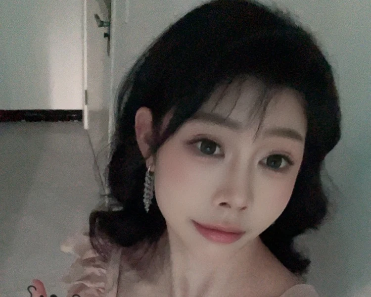 艺人背景图