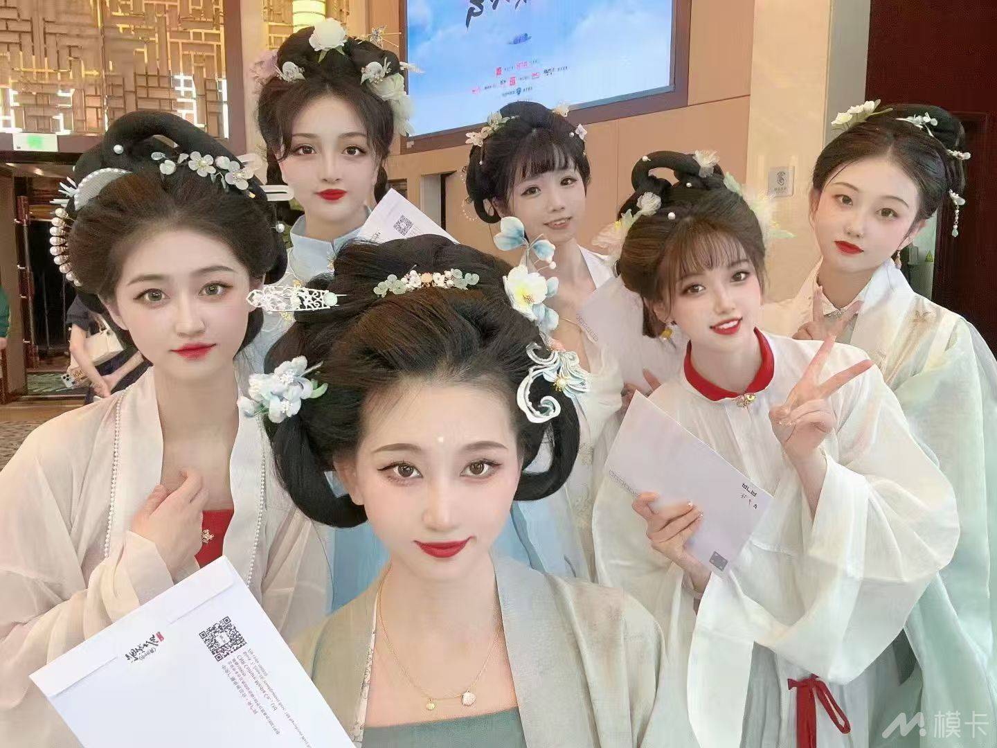 通告图片