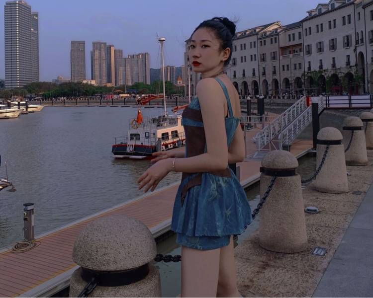 艺人背景图