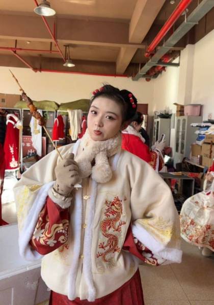 推荐艺人