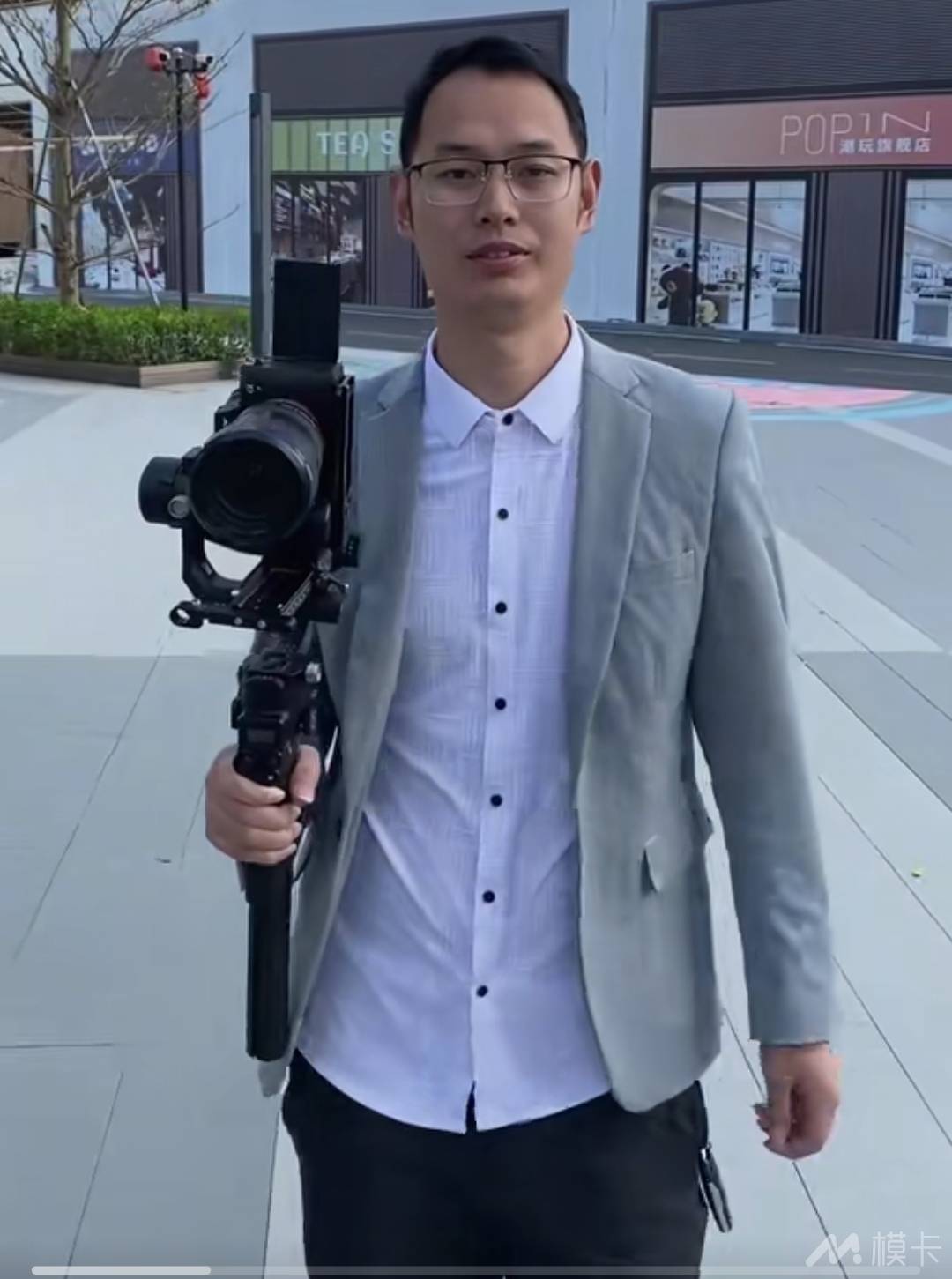 通告图片