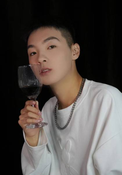 推荐艺人