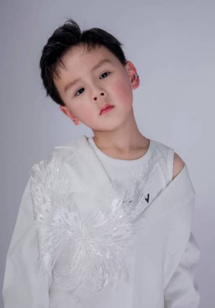 推荐艺人