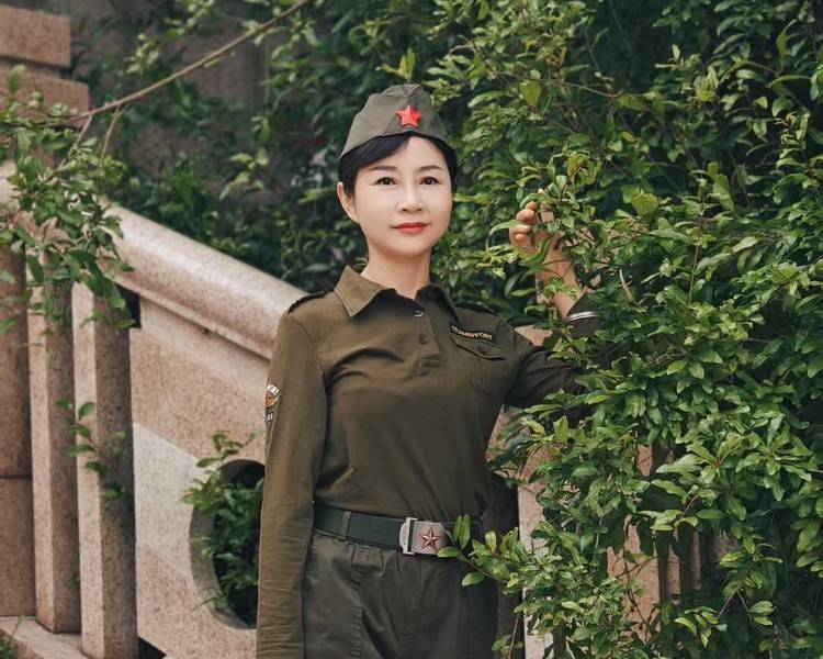 艺人背景图