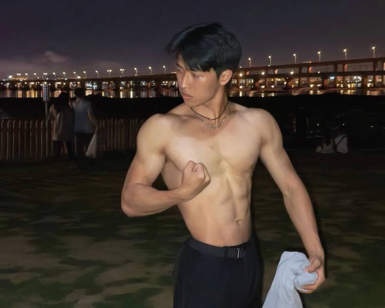 艺人背景图