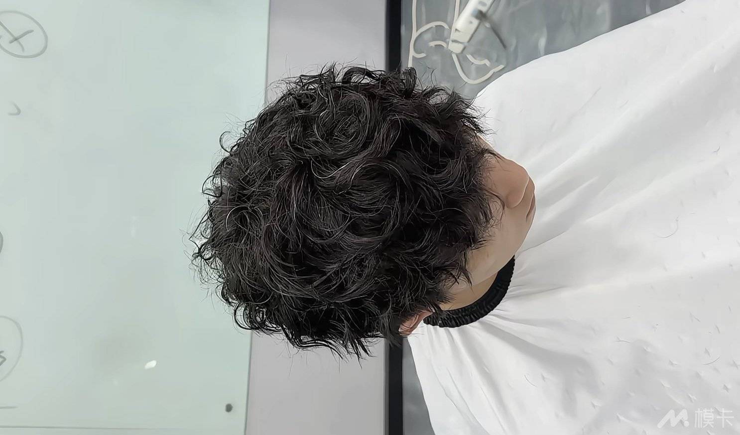 通告图片