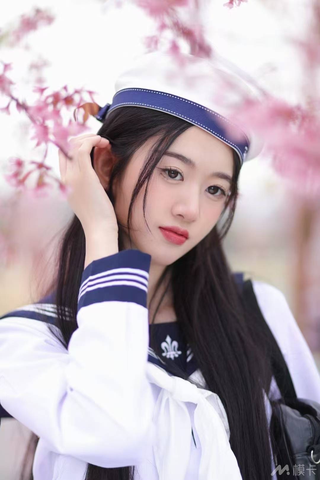 通告图片