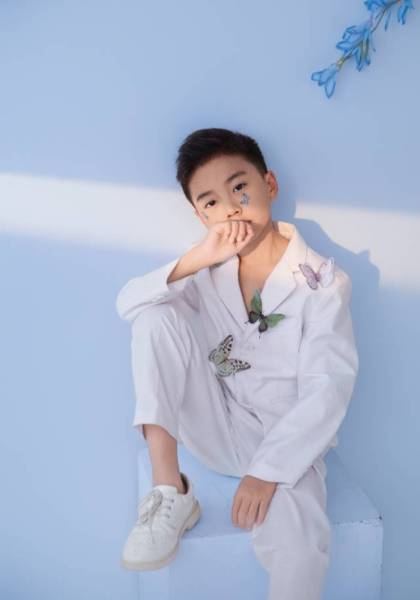 推荐艺人