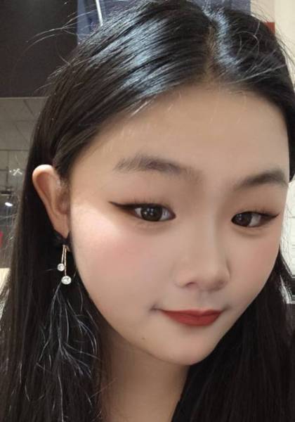 姚倩