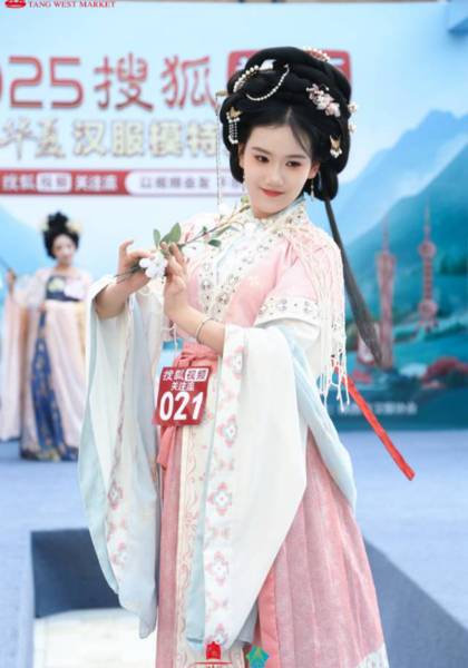 推荐艺人