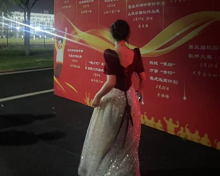 艺人背景图