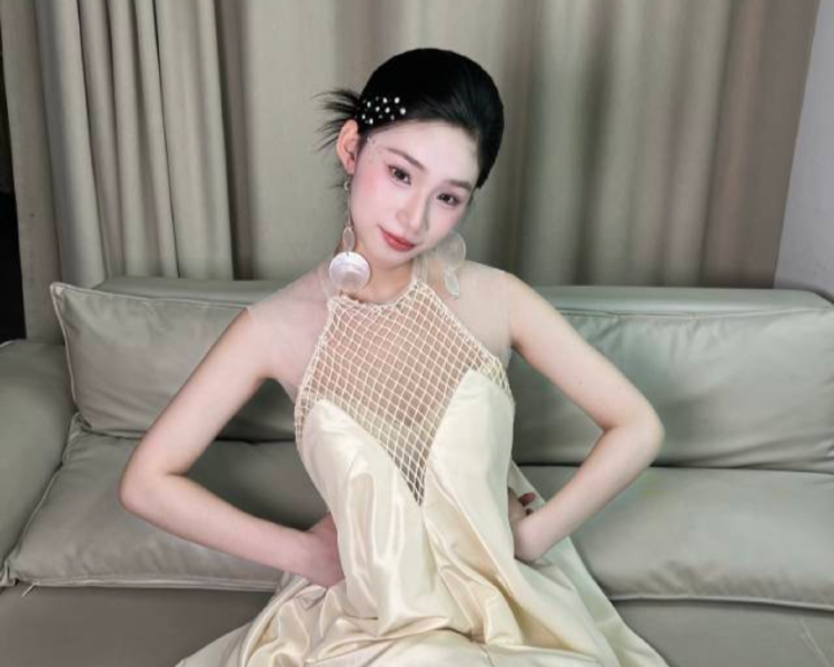 艺人背景图