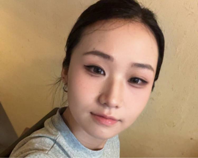 艺人背景图