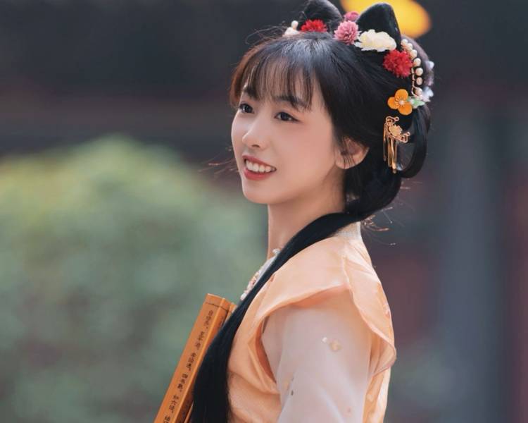 艺人背景图