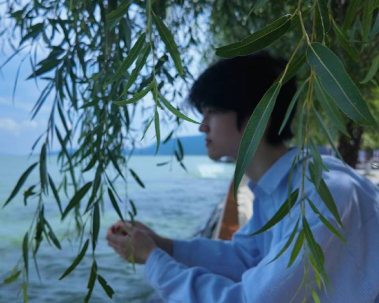 艺人背景图