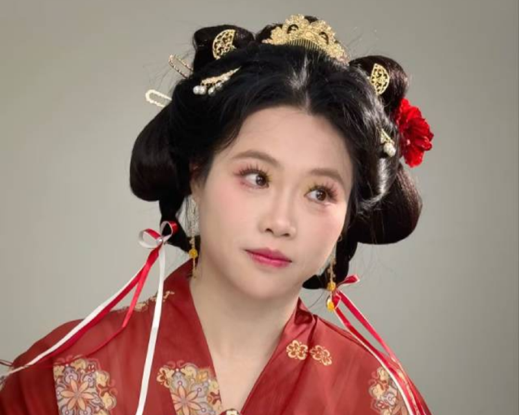 艺人背景图