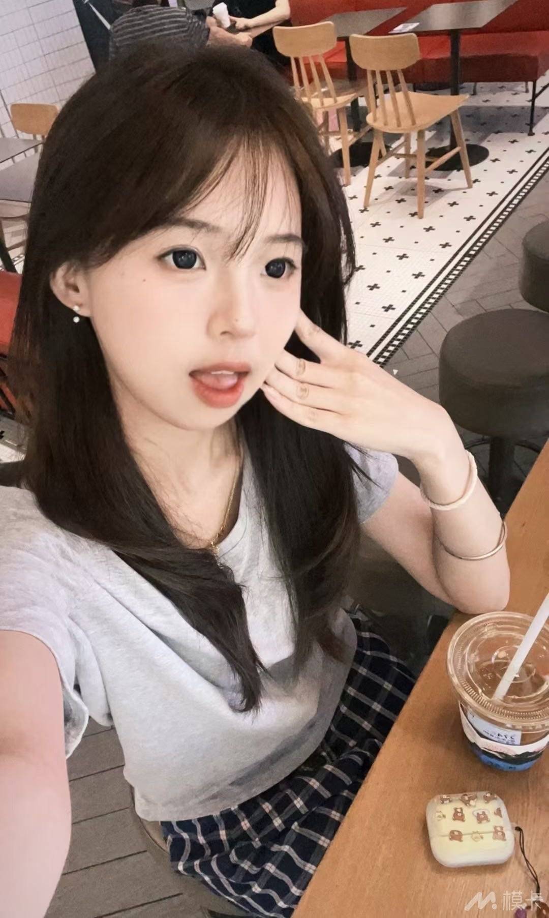 通告图片