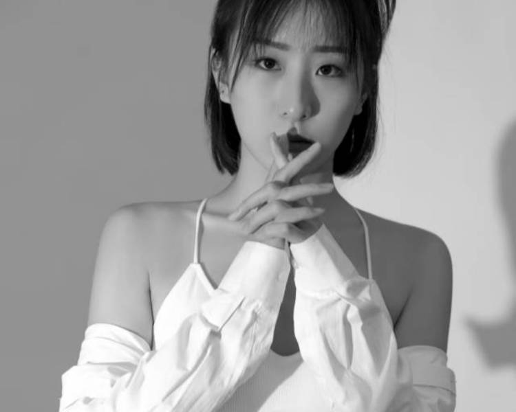 艺人背景图