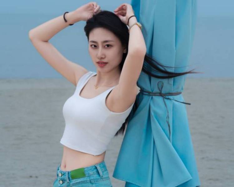 艺人背景图