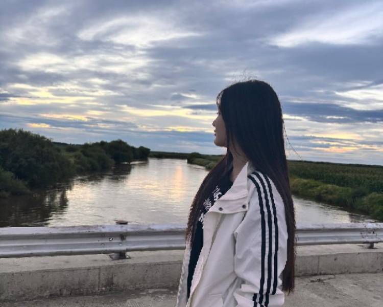 艺人背景图