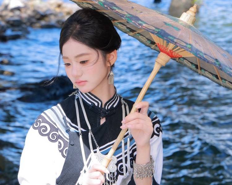 艺人背景图