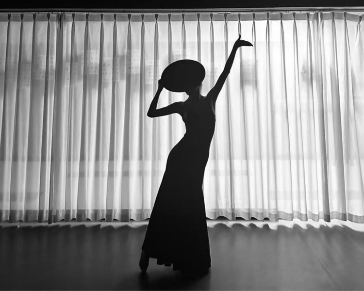 艺人背景图