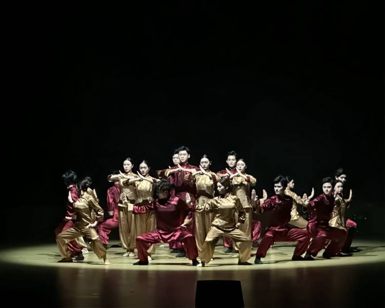 艺人背景图