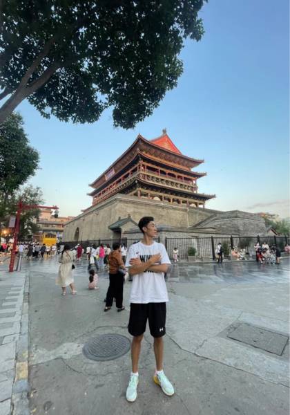 推荐艺人