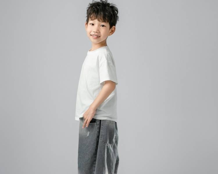 艺人背景图
