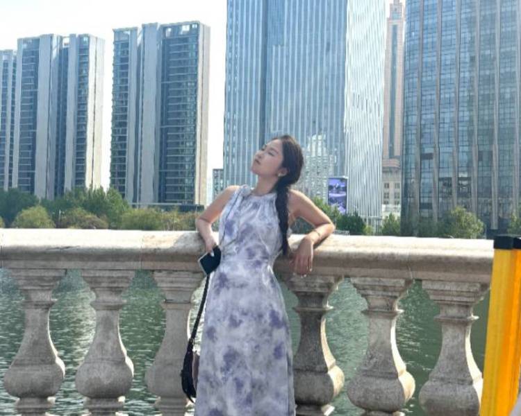 艺人背景图