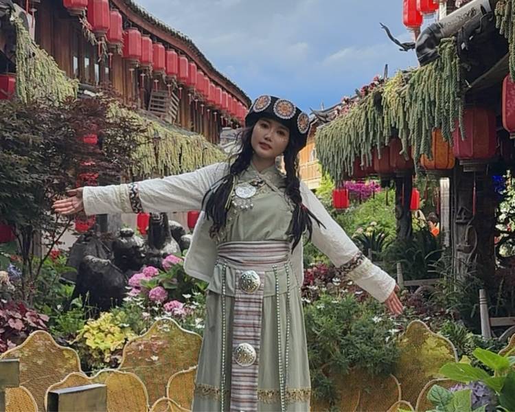 艺人背景图