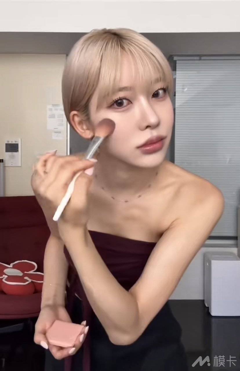 通告图片