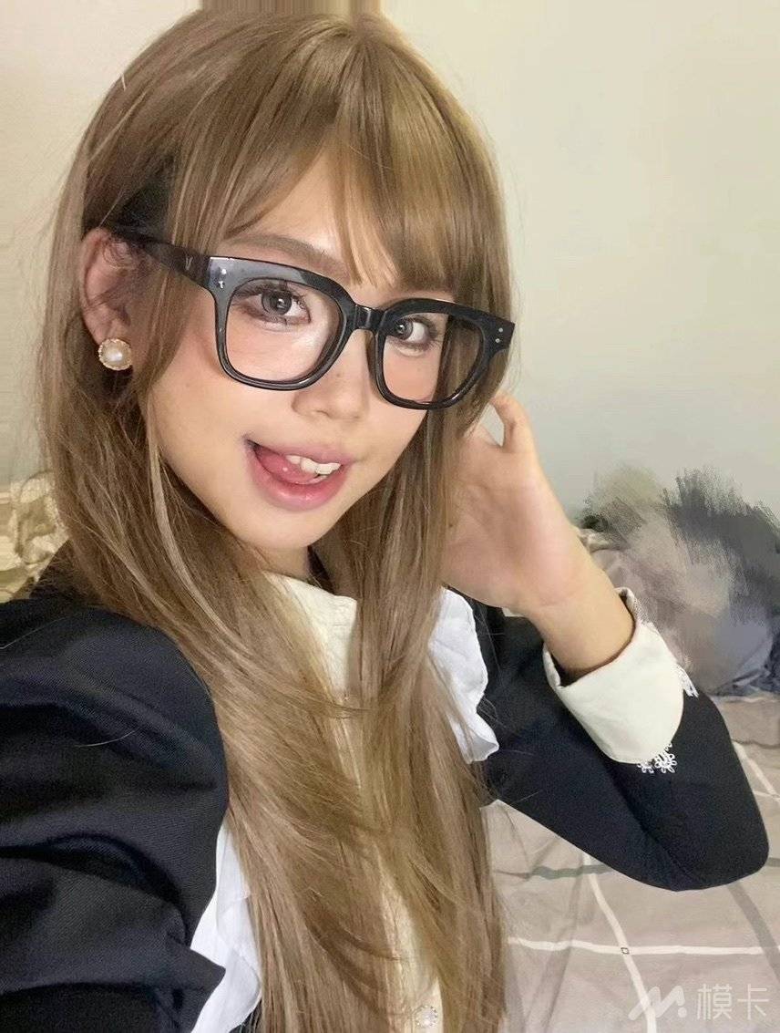 通告图片