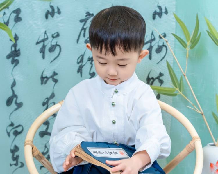 艺人背景图