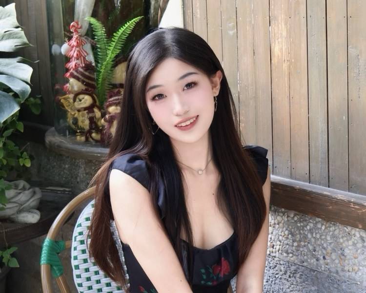 艺人背景图