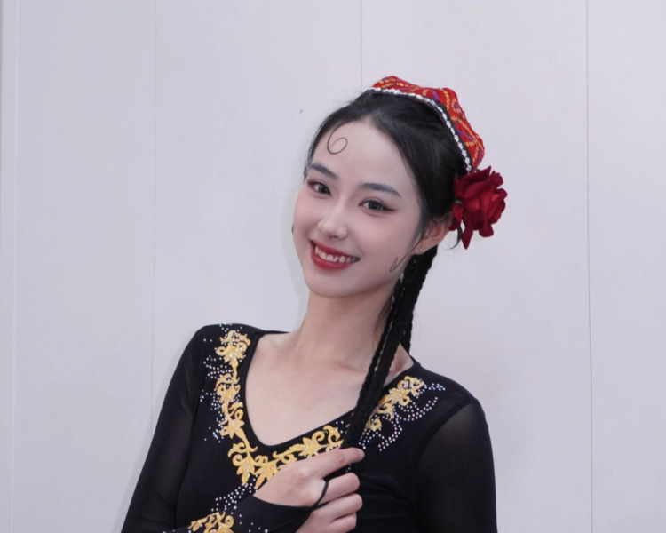 艺人背景图