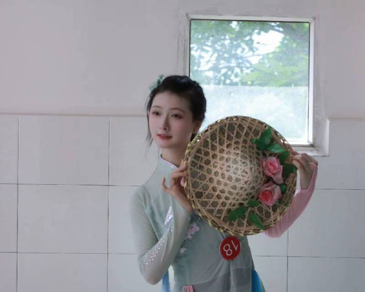 艺人背景图