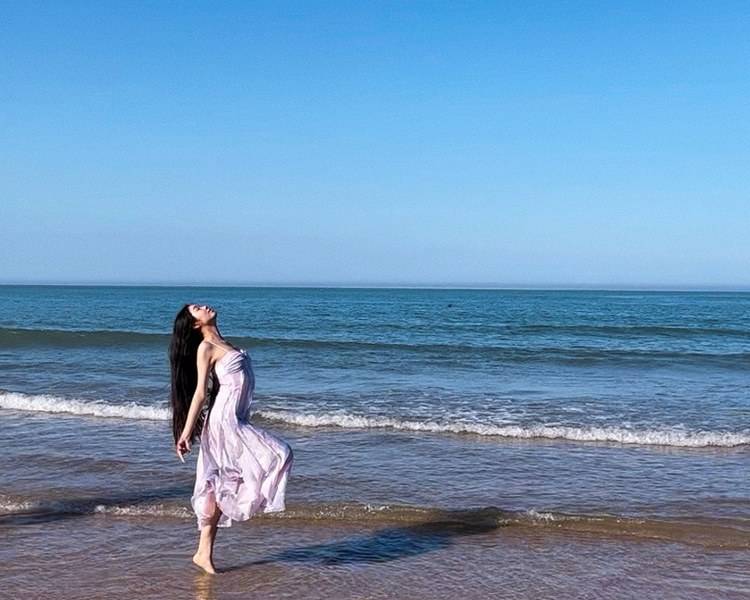 艺人背景图