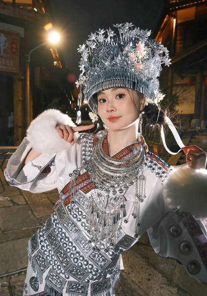 推荐艺人