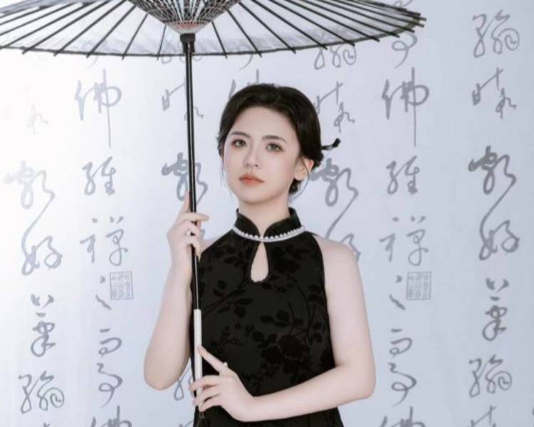 艺人背景图